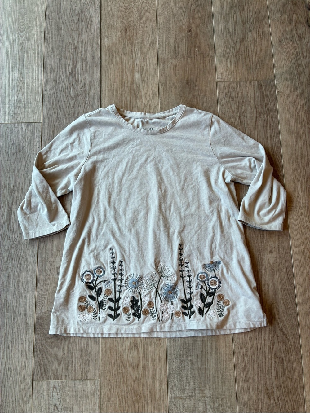 Vintage Embroidered Fall Floral cottage Cream Tee shirt 3/4 sleeves baggy fit L